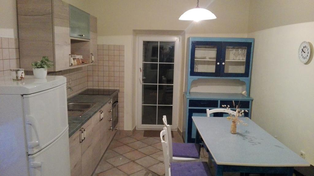 Apartment Deni Λομπάρδα Εξωτερικό φωτογραφία